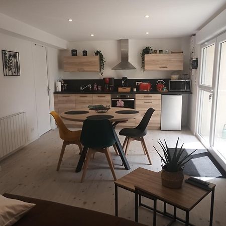 Gite Gambetta Magnifique Studio Cozy Ploumagoar Bagian luar foto